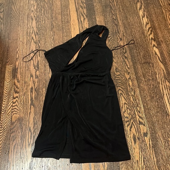 NWT White Fox Black Don’t Miss Out Asymmetrical Dress - Picture 3 of 4